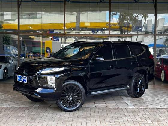 MITSUBISHI PAJERO SPORT 2.4 16V MIVEC TURBO DIESEL LEGEND BLACK AWD AUTOMÁTICO